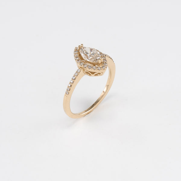 14KT Yellow Gold 0.89CT T/W Diamond Engagement Ring